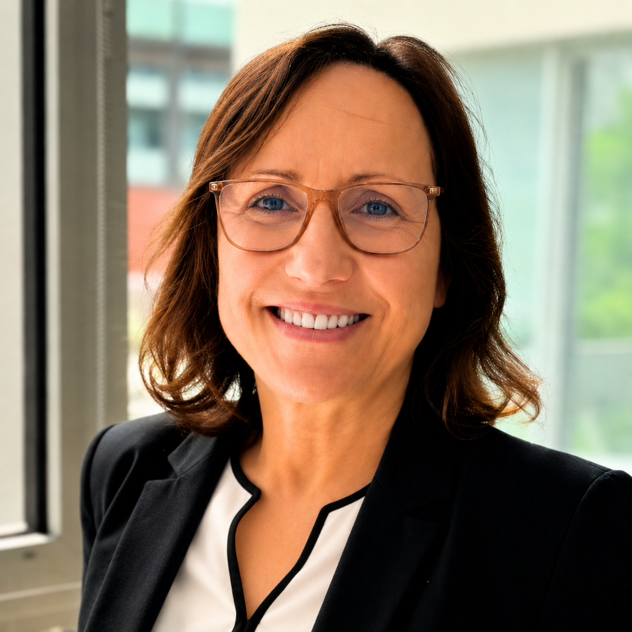 Fatima Ghilassene, avocate au Barreau de Lille en droit du numérique